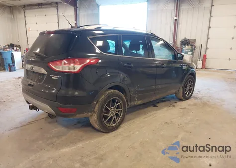 2014 Ford Escape Titanium z USA, uszkodzony, nr VIN 1FMCU9J96EUE11367